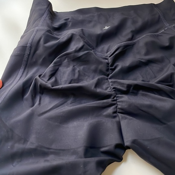 Halara Butt Lifting Black Flare Leggings - Picture 7 of 8